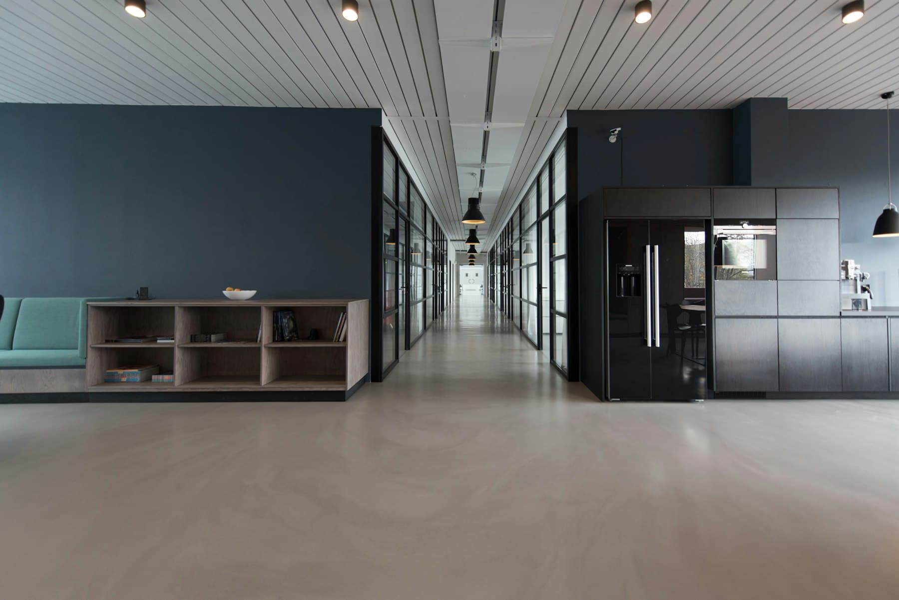 IDLC operations floor